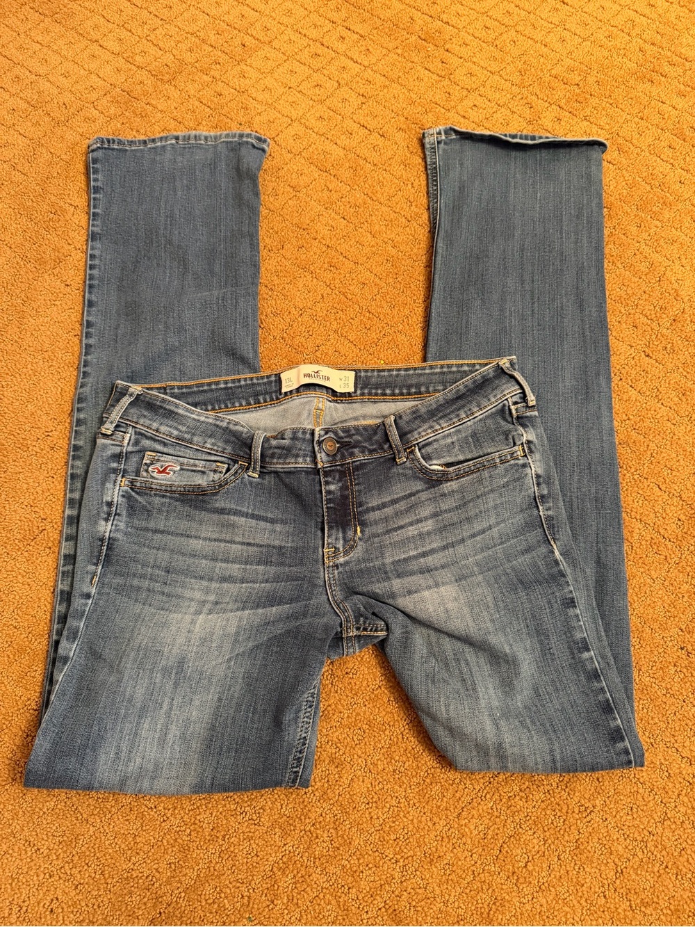 Hollister Low Rise Dark Wash Bootcut Jeans Women’s Size 13L
